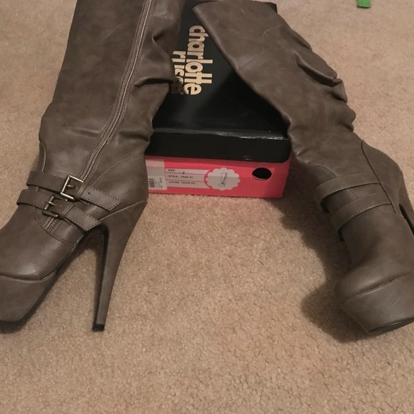 🎈🎈Charlotte Russe boots!!🎈🎈 - Picture 2 of 4
